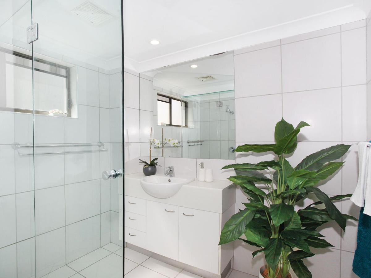 Windmill 4 Two Bedroom Beachside Apartment On Parkyn Parade Mooloolaba Exterior foto